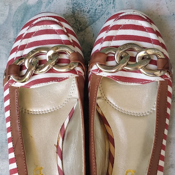 Unisa Striped Red and White Nautical Sailor Flats - Picture 2 of 5